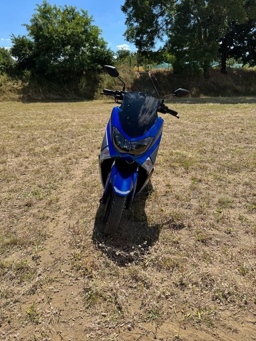 Yamaha n-max  125