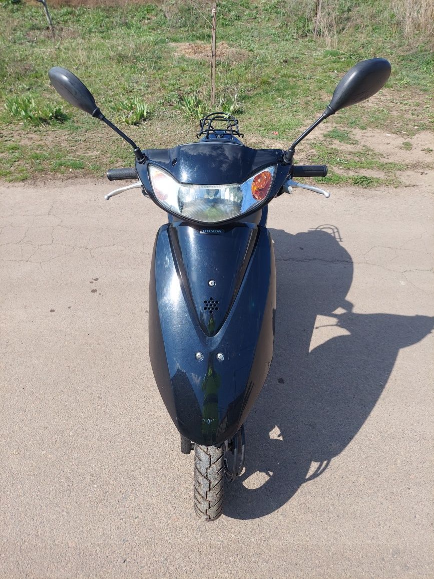 Honda DIO AF68, Black.