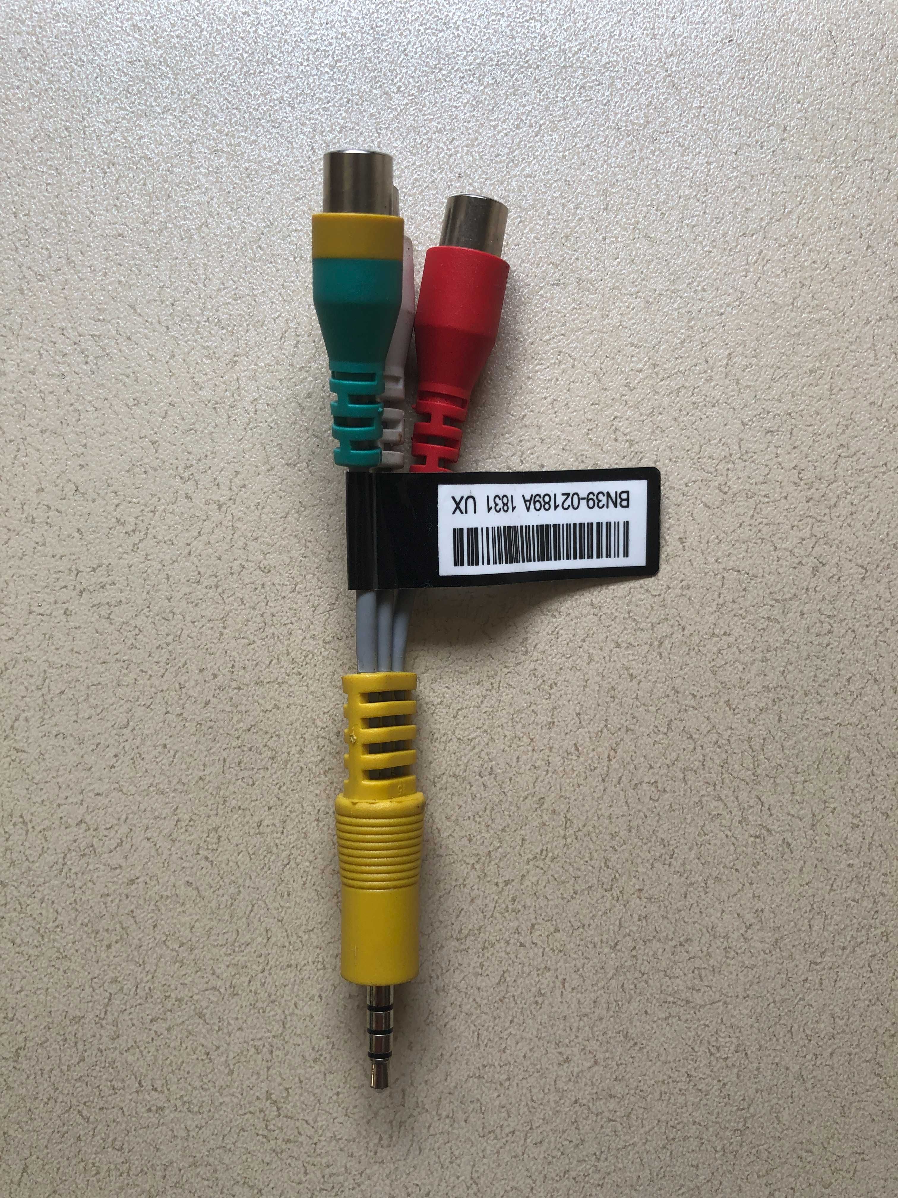 Kabel wtyk mały jack 3,5 4-polowy / 3 x RCA cinch 2,5m