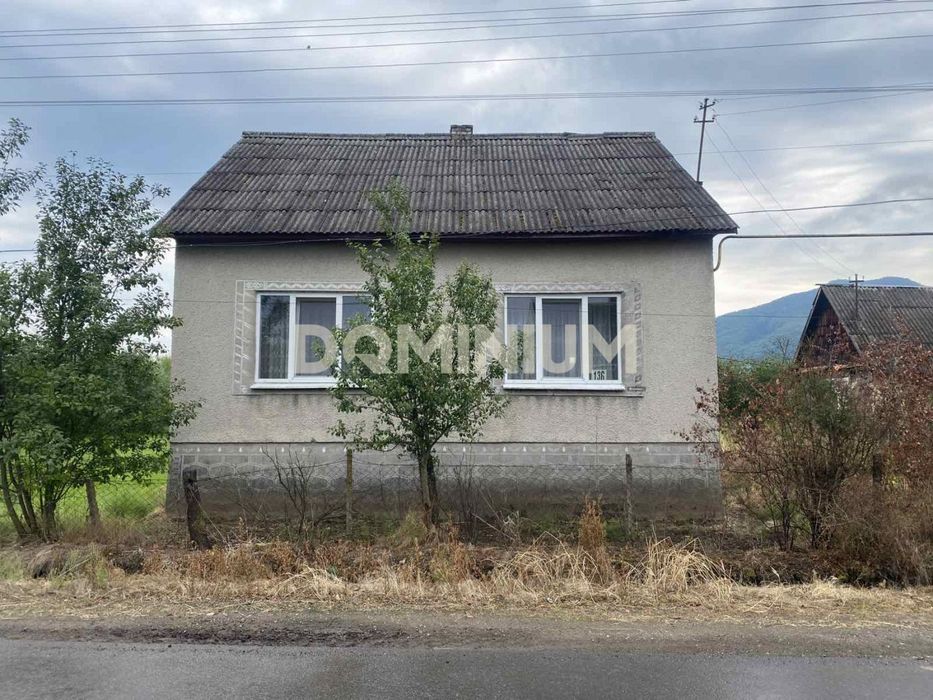 Продається будинок у с. Велятино