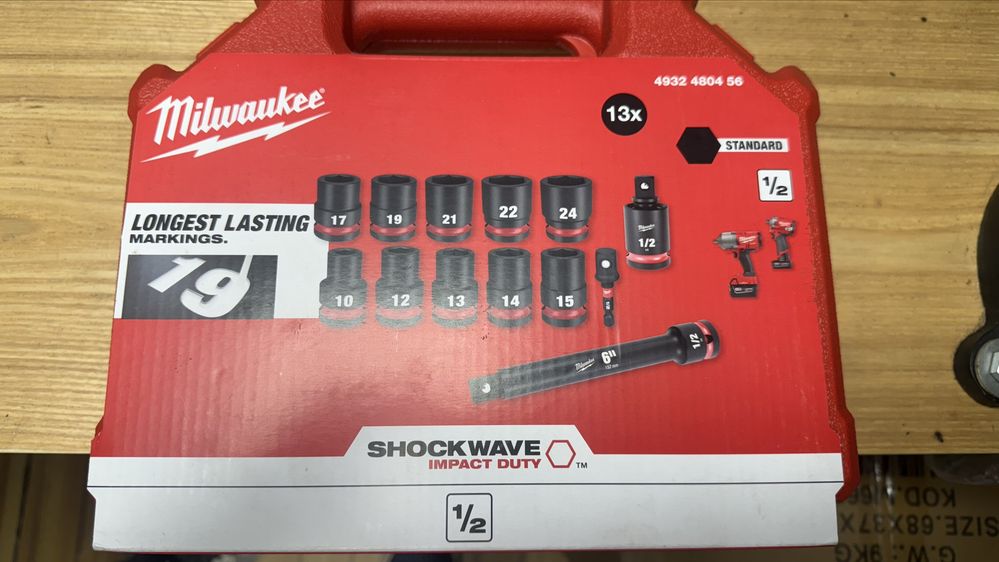 MILWAUKEE ZESTAW Nasadek Udarowych KRÓTKICH 1/2", 10 - 24 MM (13 SZT)