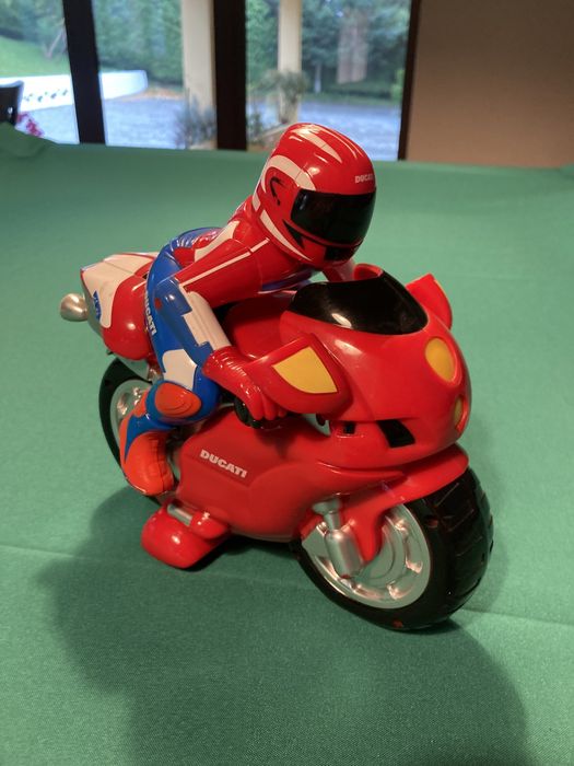 Mota telecomandada Chico