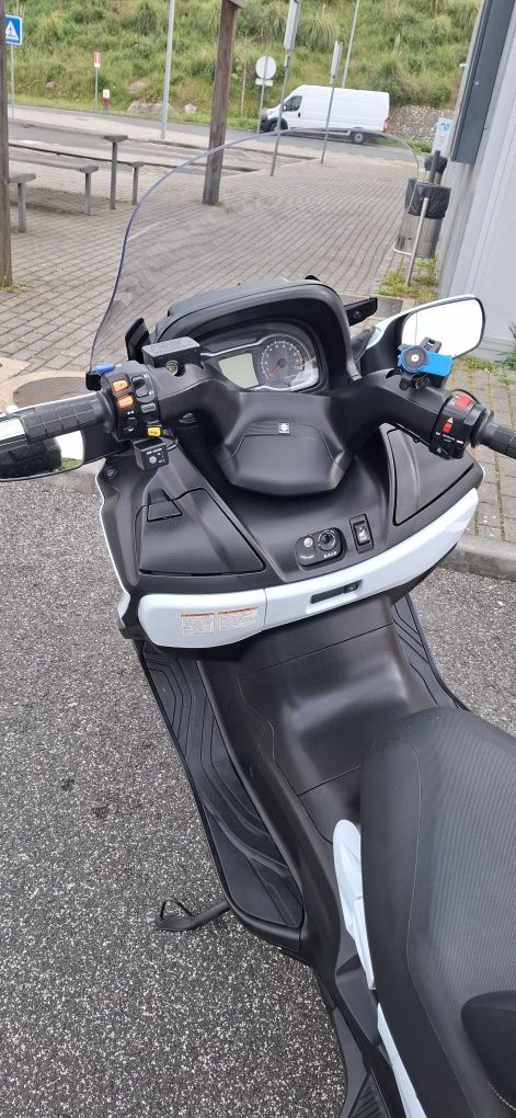 Suzuki Burgman 650
