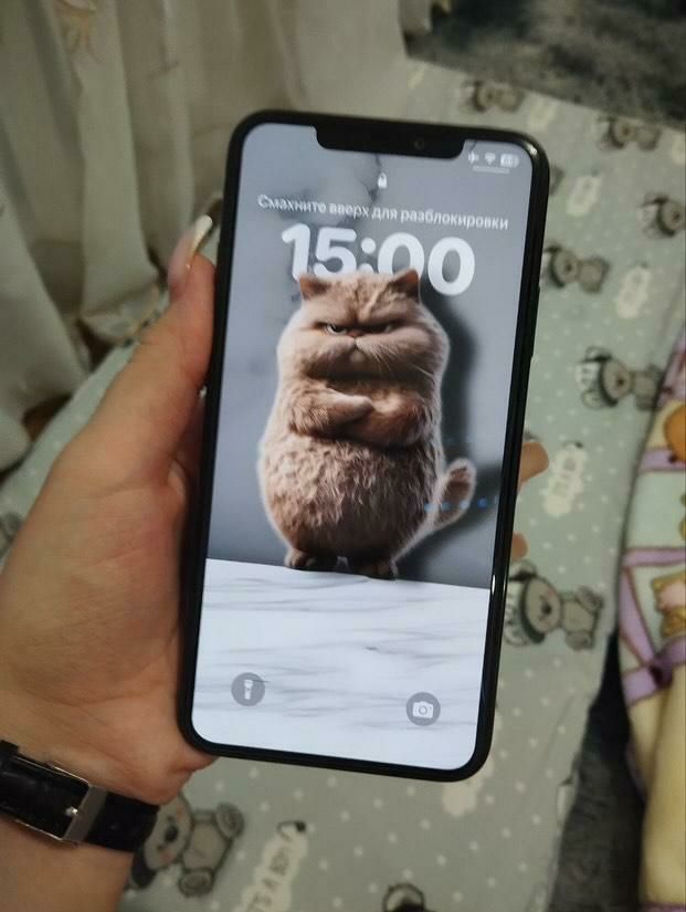 Продам айфон 11 про макс 512 гб