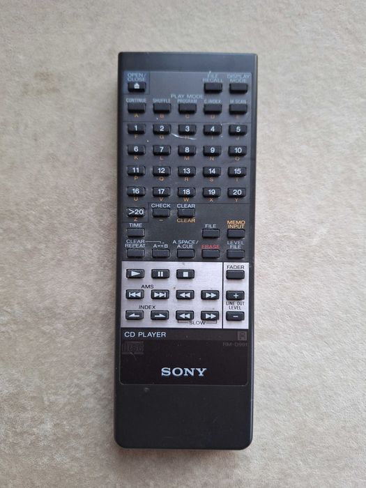 Odtwarzacz CD Sony X7ESD Biały kruk Hi-End