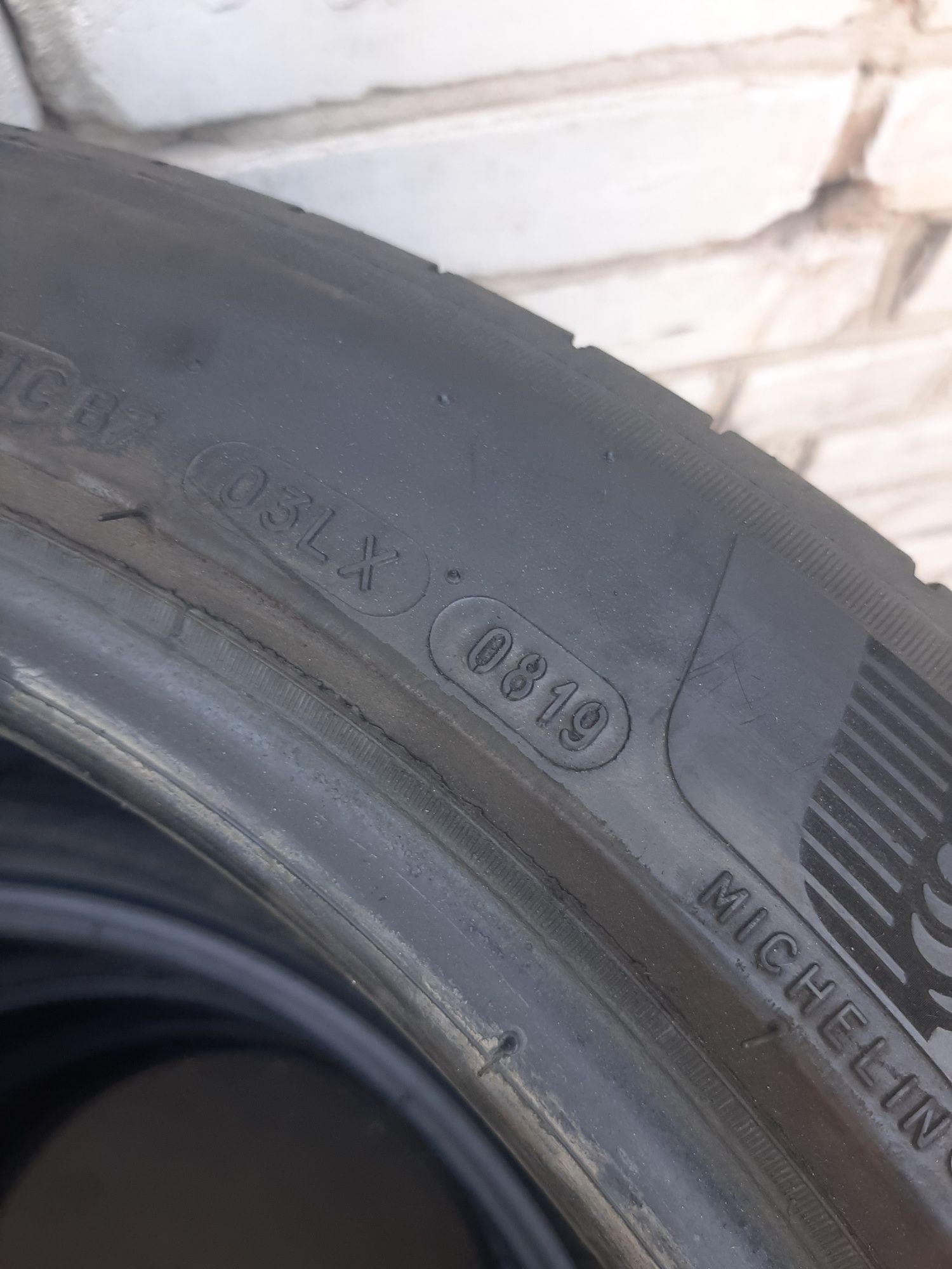 Шини б/у 245/45R18 Michelin літо.