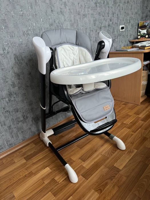 Стілець для годування 3 в 1 , гойдалка , шезлонг ( Майже Новий )