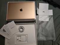 Macbook air 1932 złoty