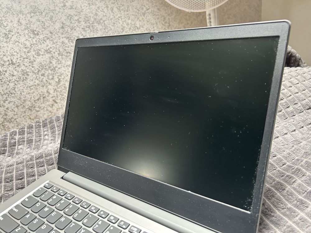 Laptop lenovo ideaPad 3
