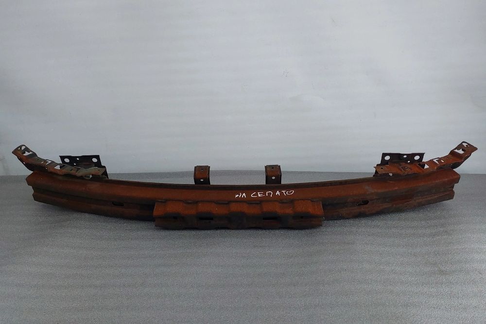 Reforço pára-choques frente KIA Cerato (LD)