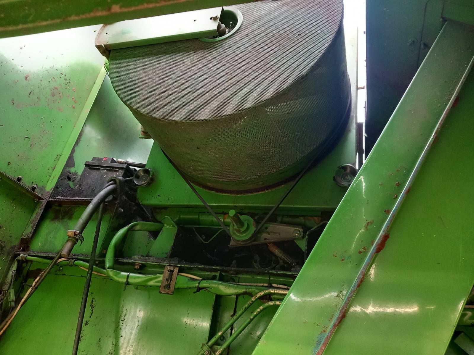 John deere 1042.