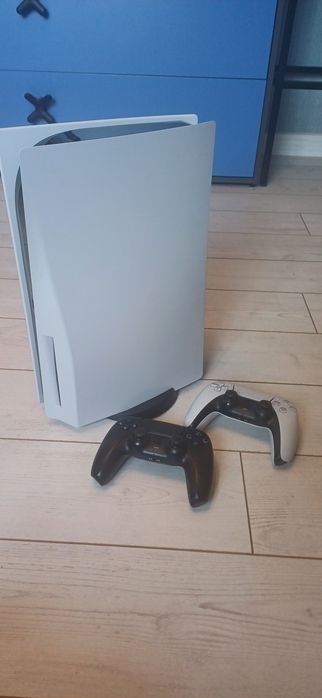 Playstation 5, 825gb