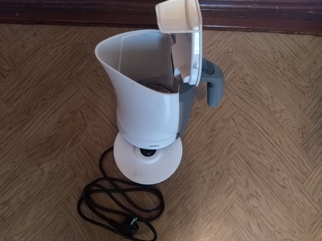 Электрочайник Braun 3221
