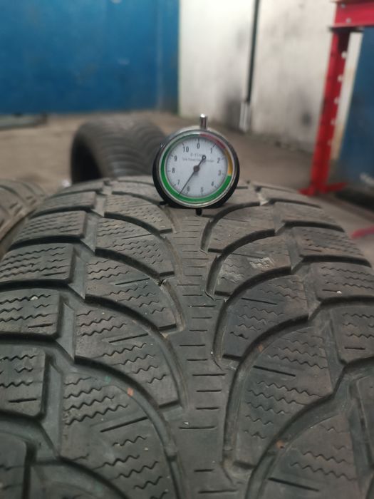 235/55R18 dwie opony zimowe Bridgestone 2018r