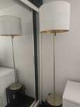 Lampa podłogowa Ikea Skaftet z kloszem Nymo