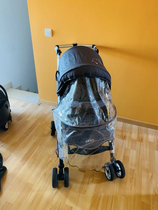 Carrinho bebé + ovo da marca Bébé Confort, modelo Loola. (Usado)