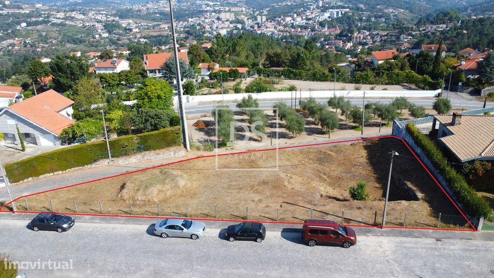 Terreno Urbano de 925 m² em Cepelos – Amarante | Vistas Cidade, Acesso