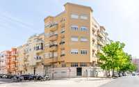 Apartamento T3 para arrendamento na Avenida João XXI, Areeiro, Lisboa