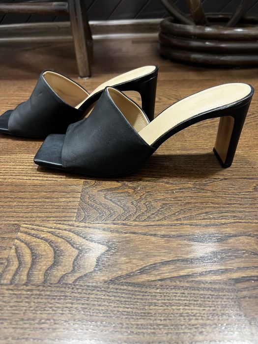 Босоніжки nine west, мюлі otser stories 42 р.