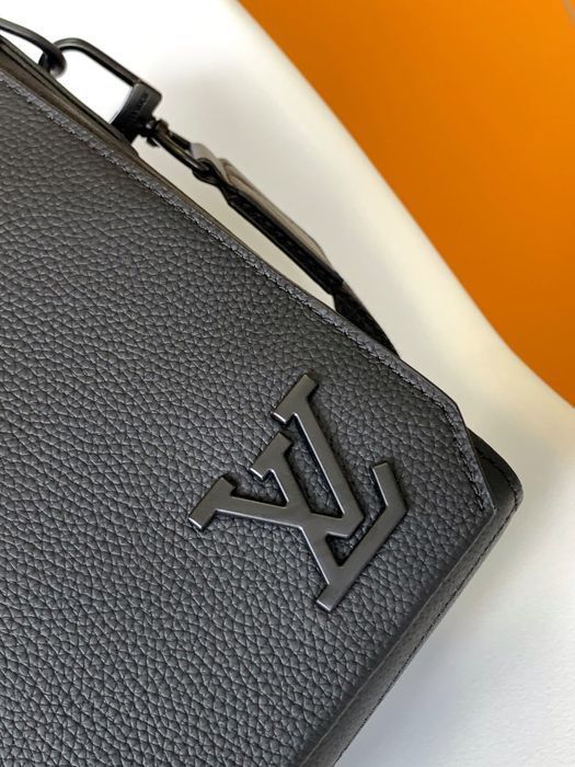 Louis Vuitton Aerogram сумка кожаная мужская оригинал черная