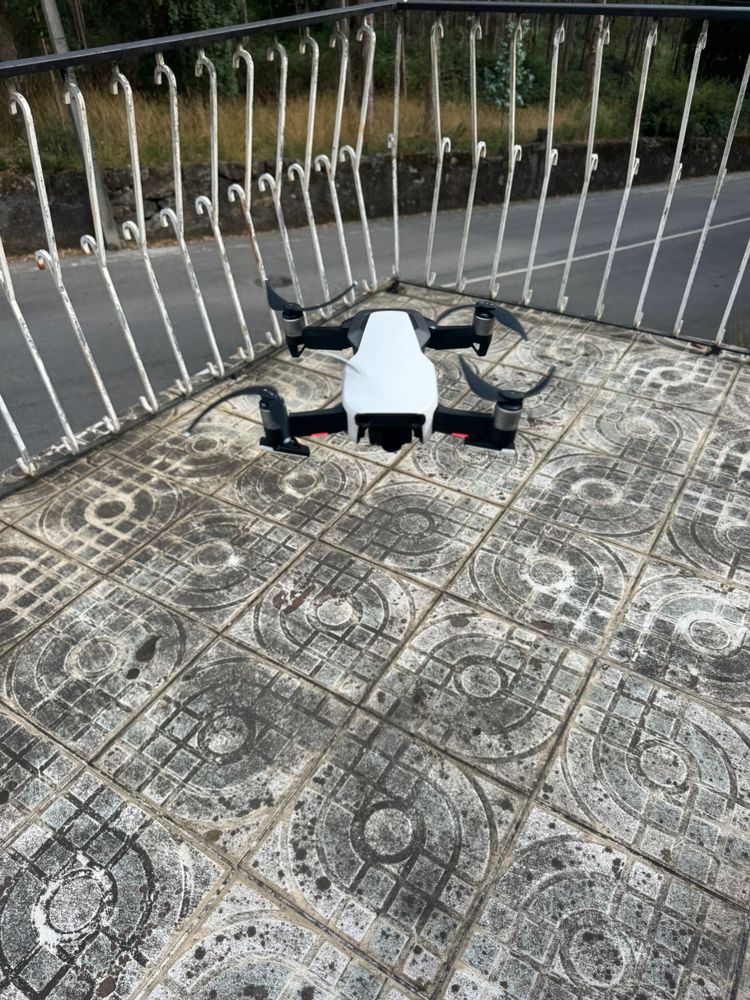 (Troco) Drone Dji Mavic Air combo 4k UltraHD + EXTRAS