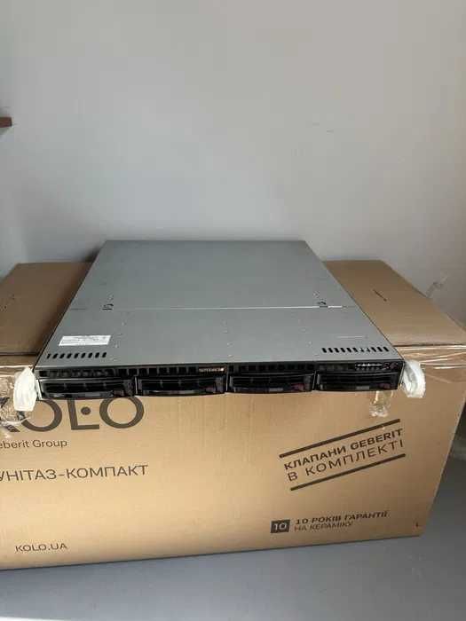 Сервер Supermicro CSE-813M