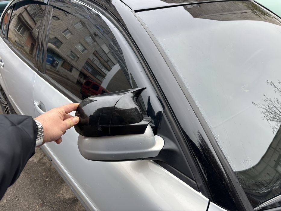 Продам накладки на зеркала R Line на автомобиль Passat b5+ и Golf 5.