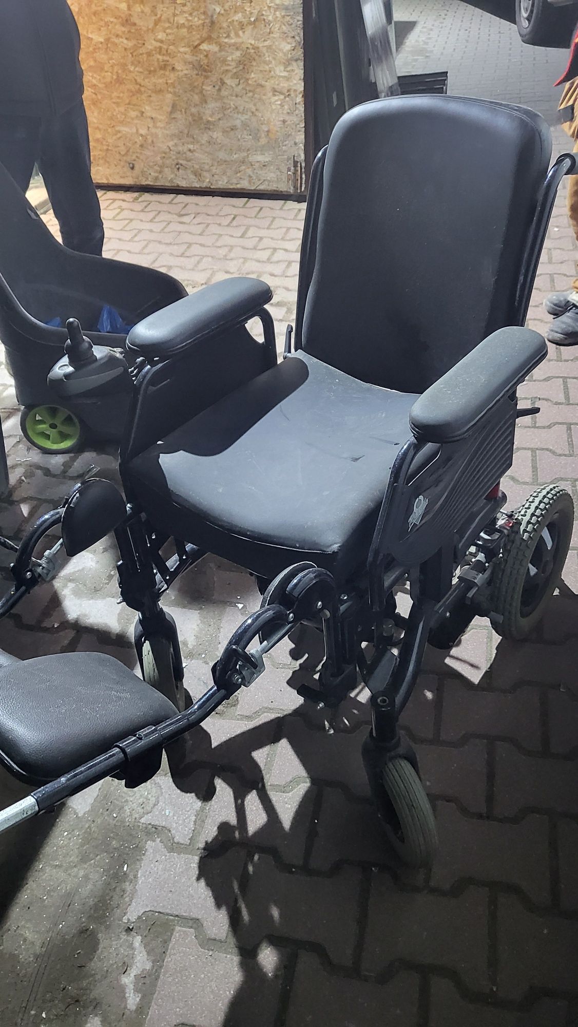Sprzedam wózek elektryczny inwalidzki