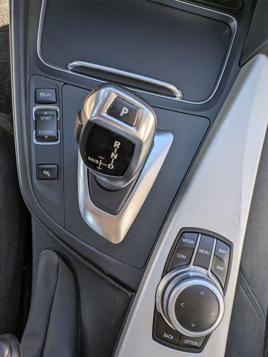 BMW 320d Sport line