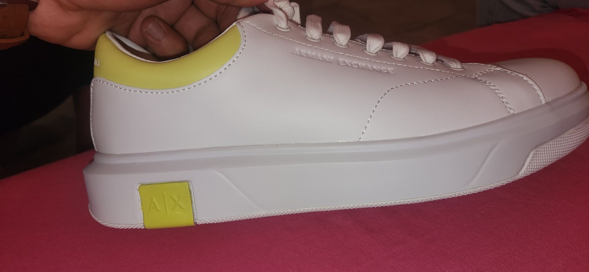 Teni da armani  A|X