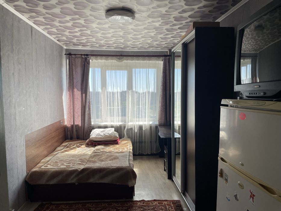 Комната общежитие на Песках 4200 и все !!! Комунальные в ходят в оренд