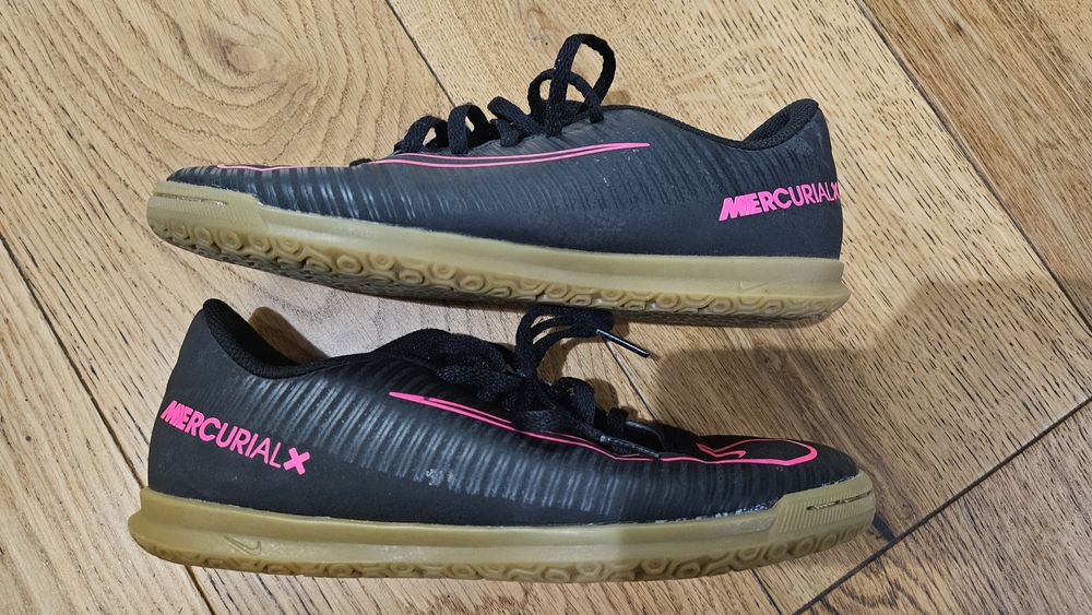 Buty halówki Nike rozmiar 36,5