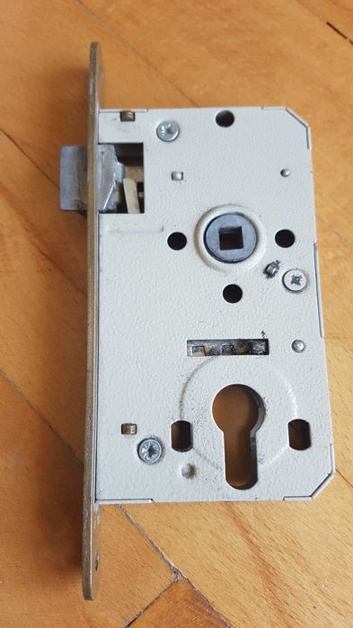 Wkladka do drzwi wejściowych