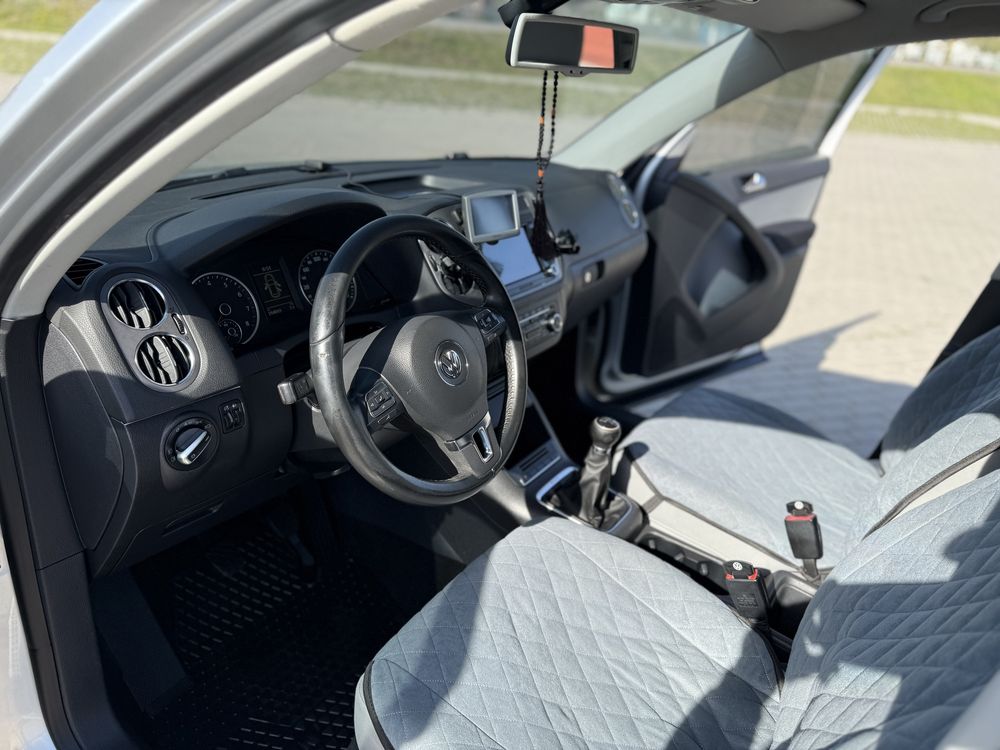 Продам своє власне авто