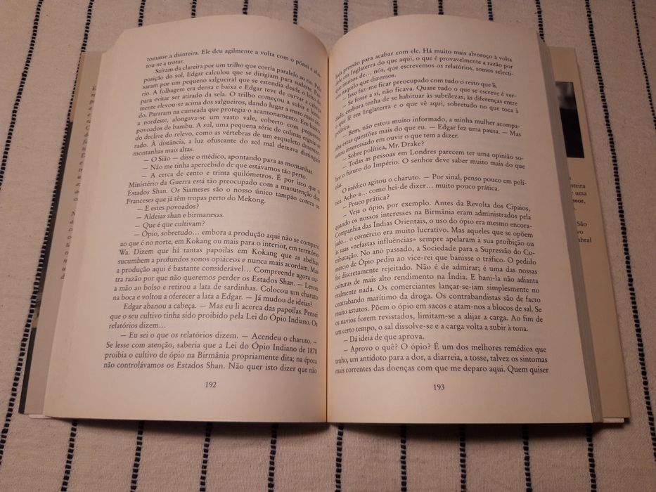 Livro "O Afinador de Pianos" de Edgar Drake