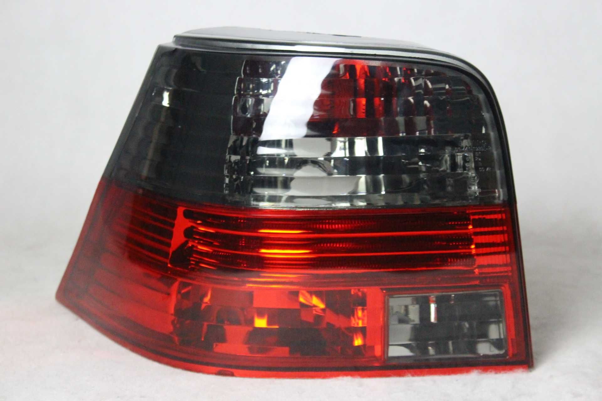 Lampy światła tył tylne VW GOLF 4 IV 97-03 TUNING RED SMOKE Tuning NOW