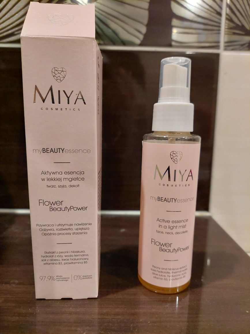 MIYA COSMETICS MY BEAUTY ESSENCE

aktywna esencja do twarzy z ekstrakt