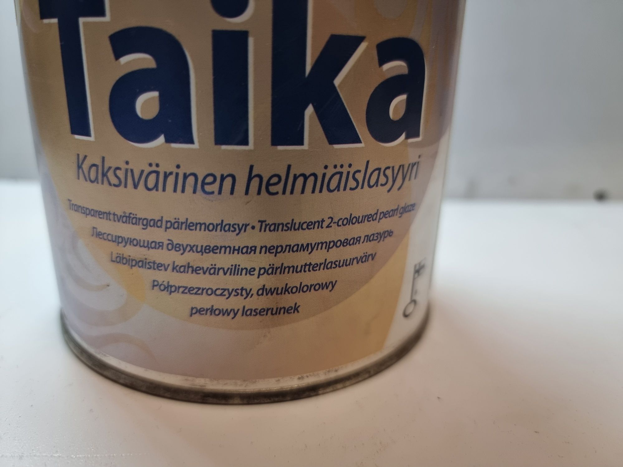Farba Taika 2 coloured blue-yellow Tikkurila