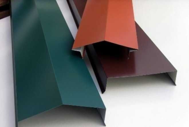 Вироби з бляхи, комплектуючі для даху, парапети