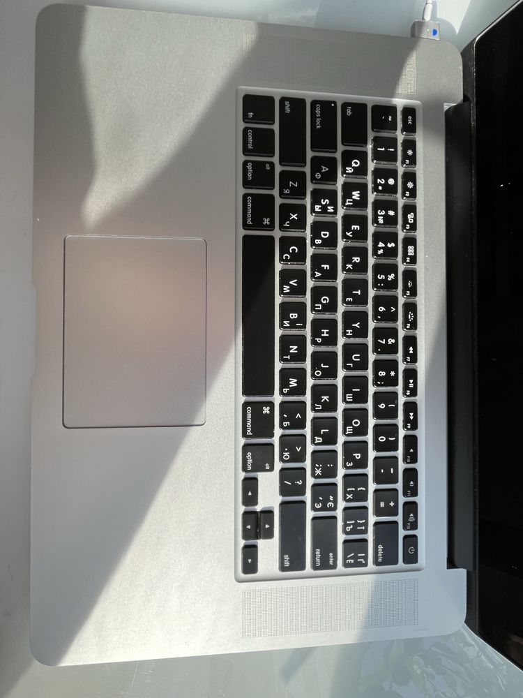 MacBook Pro 15 2015 16Gb/250Gb