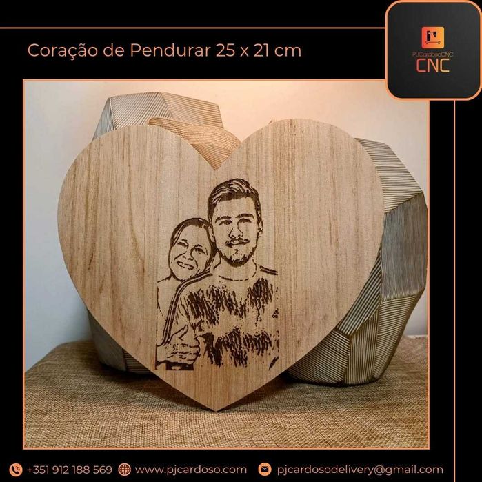 Coração de Pendurar Personalizado 25 x 21 cm