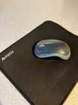 Myszka bezprzewodowa Logitech + podkładka A4Tech