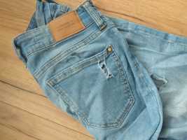 Spodnie damskie jeans Bershka S 36 dziury