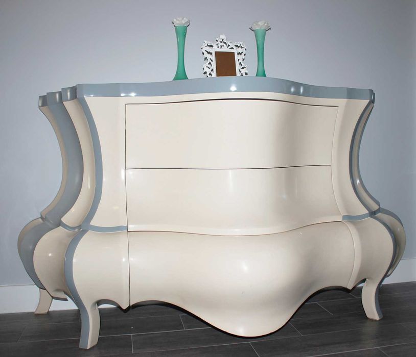Movel / Consola / Comoda Cendrillon - Bombe Chests - Design Romantica