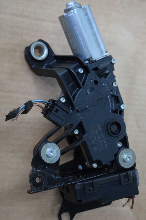 silniczek wycieraczki klapy tylnej BMW 3 E91 kombi LIFT 08.13972.20905