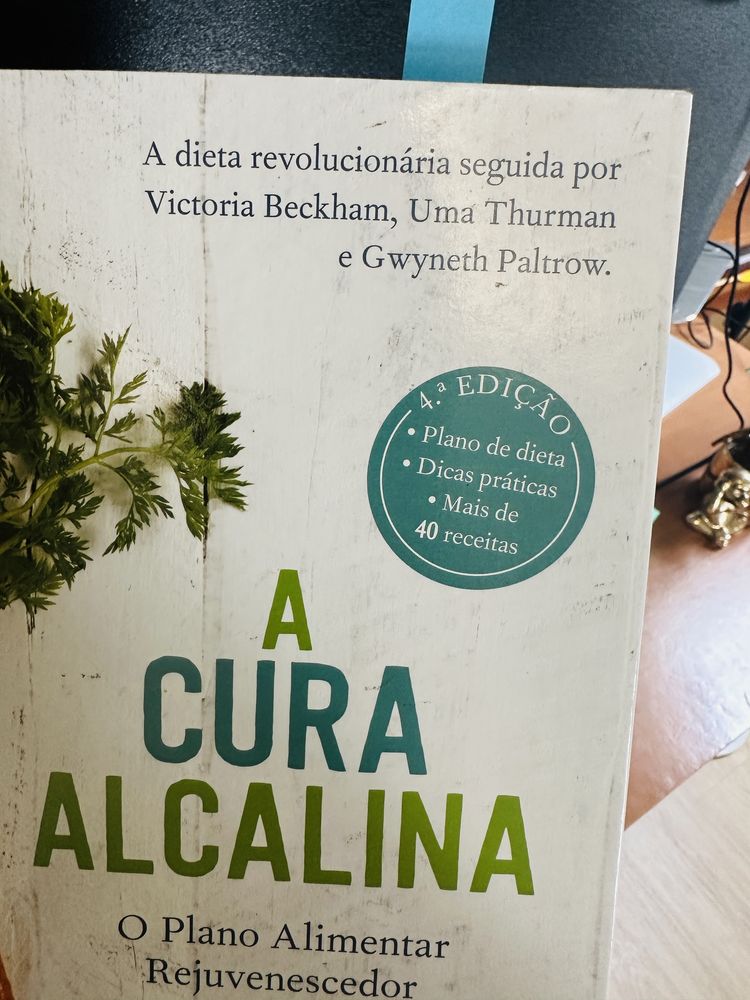 Livro A cura Alcalina com receitas da famosa dieta