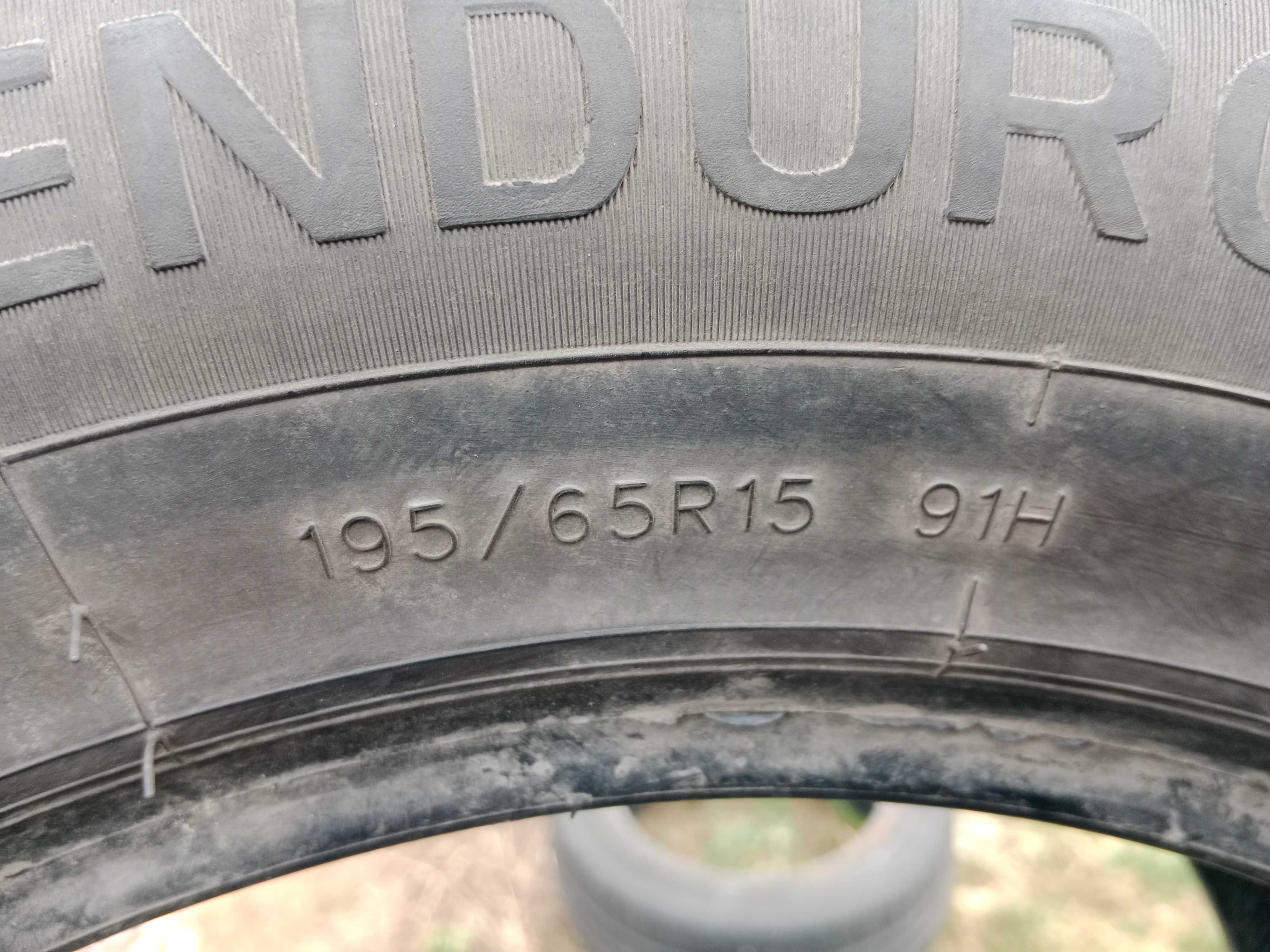 Opona używana letnia 195/65R15 Runway Enduro 816 1szt.