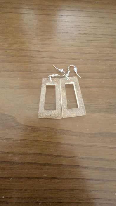 Brincos várias cores