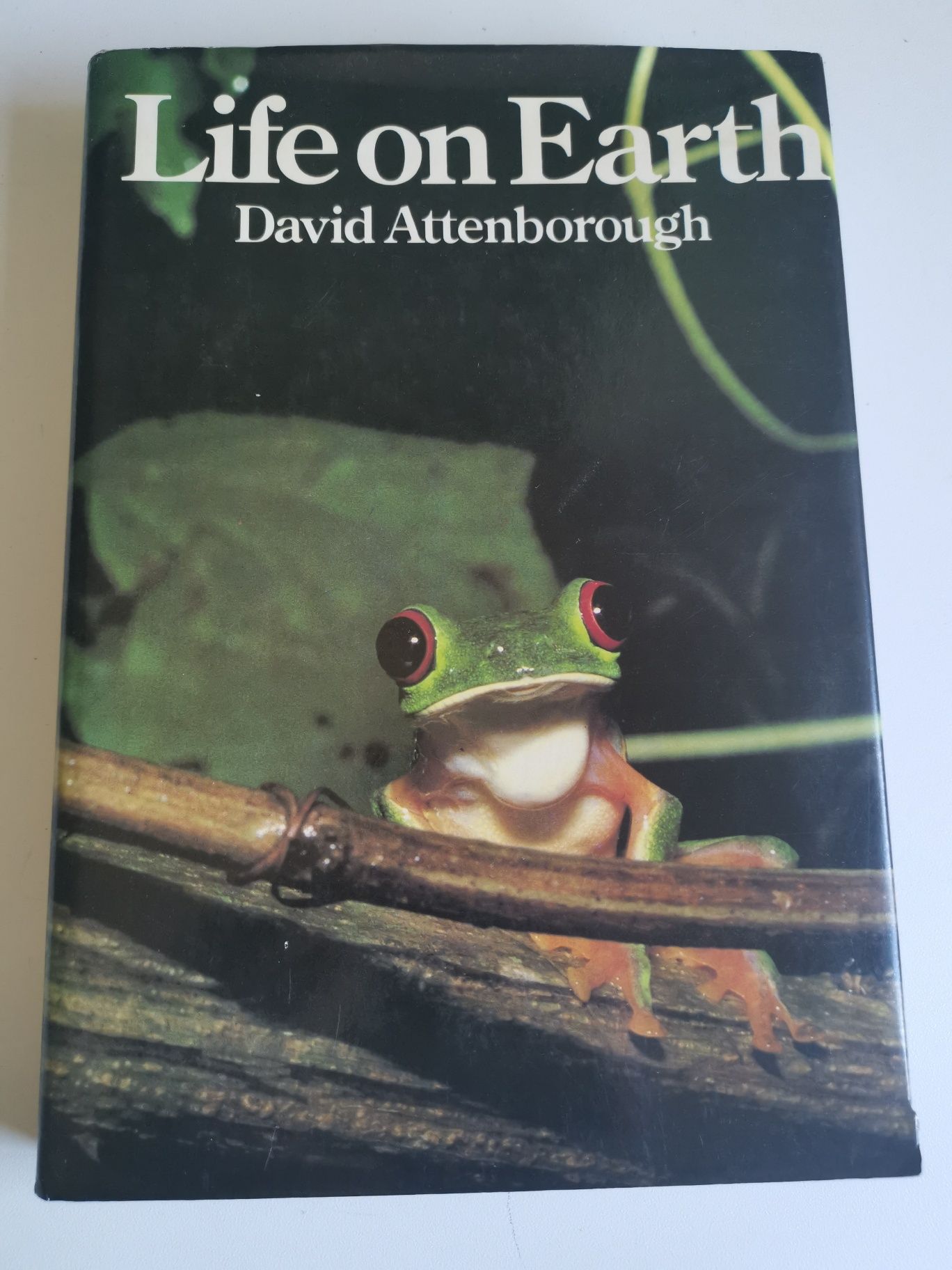 Life on earth David Attenborough