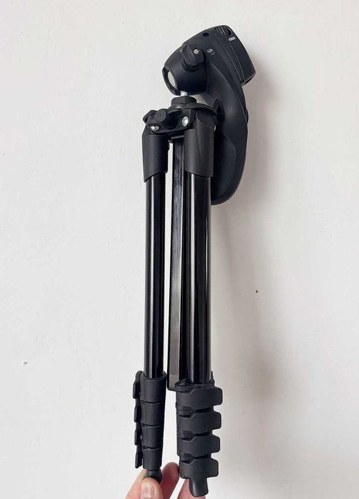 Штатив Manfrotto compact action black